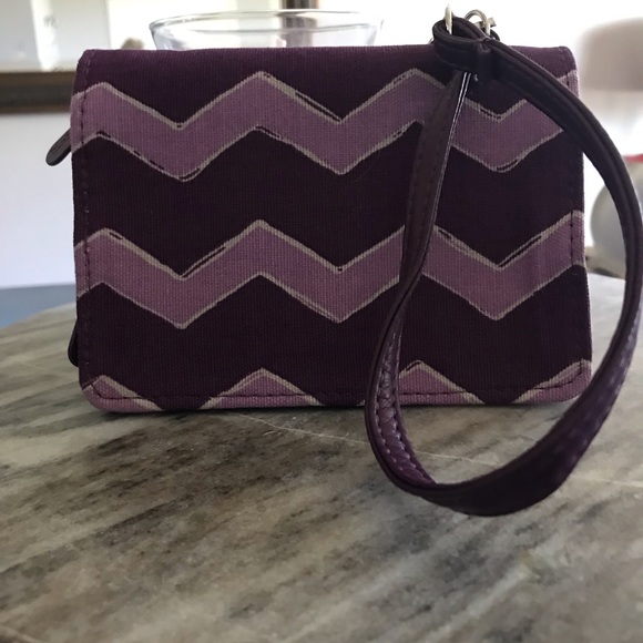 thirty-one Handbags - Wristlet Wallet by Thirtyone thirty-one Handbags - Wristlet Wallet by Thirtyone